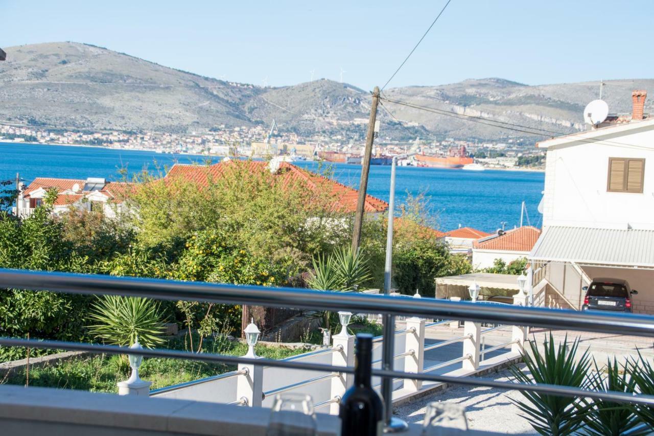 Apartments Fumija Trogir Exterior foto