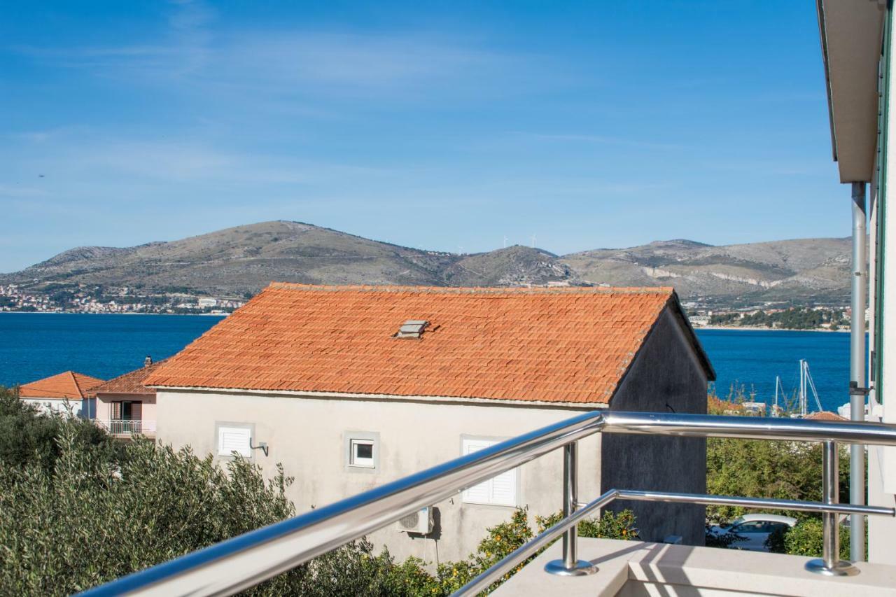 Apartments Fumija Trogir Exterior foto