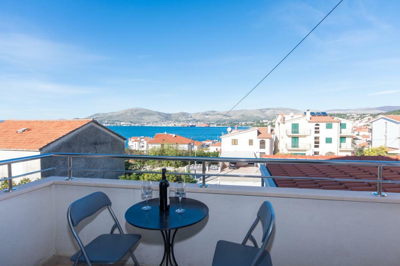 Apartments Fumija Trogir Exterior foto
