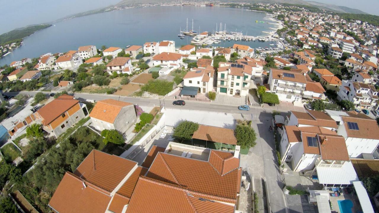 Apartments Fumija Trogir Exterior foto